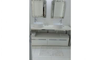 APARTAMENTO CON VISTA A LA CIUDAD EN AVENIDA BALBOA PH YOO PISO ALTO