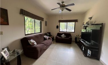 VENTA DE CASA EN ANCÓN
