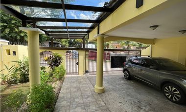 VENTA DE CASA EN ANCÓN