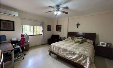 VENTA DE CASA EN ANCÓN