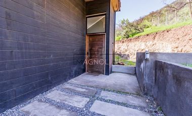 Casa en venta de 4 dorm. en Colina