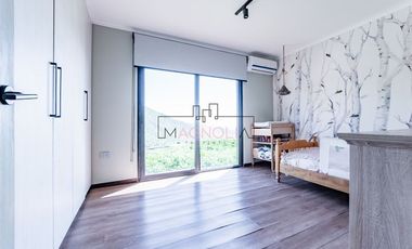 Casa en venta de 4 dorm. en Colina