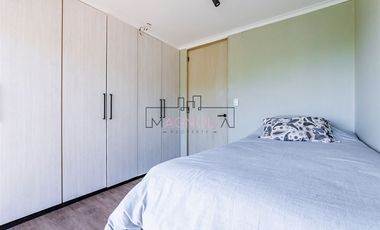 Casa en venta de 4 dorm. en Colina