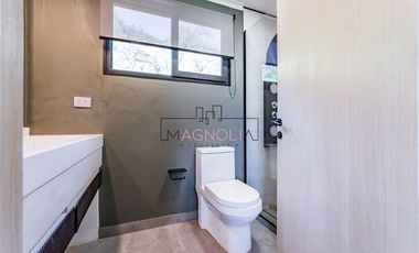 Casa en venta de 4 dorm. en Colina