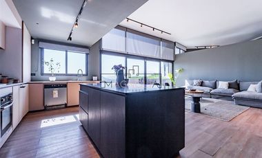 Casa en venta de 4 dorm. en Colina