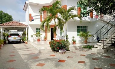 apartamento en arriendo en costa azul. Cod A25965