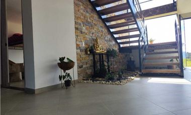 Casa Finca en Parcelación en Norte América