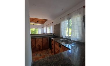 CASA A ESTRENAR 2 AMBIENTES LA CALETA