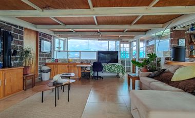 Edificio con habitaciones y casa, en venta cerca del tec de mty y facultades.