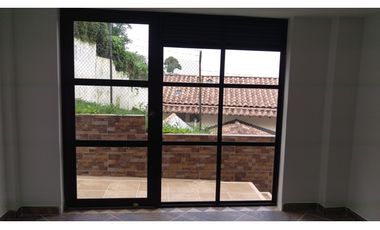 Casa Comercial Dúplex en Arriendo Envigado Loma del Escobero