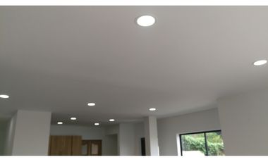 Casa Comercial Dúplex en Arriendo Envigado Loma del Escobero