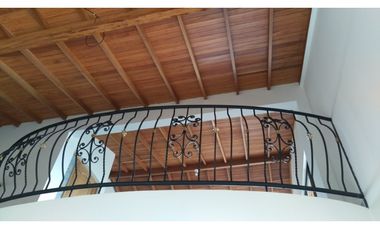 Casa Comercial Dúplex en Arriendo Envigado Loma del Escobero