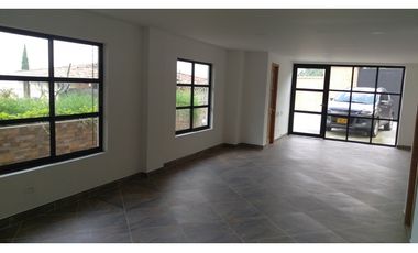 Casa Comercial Dúplex en Arriendo Envigado Loma del Escobero
