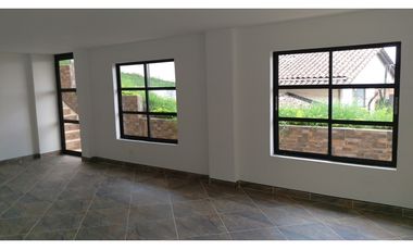 Casa Comercial Dúplex en Arriendo Envigado Loma del Escobero