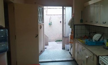 Casa PH en venta en Moron Centro