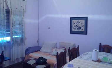 Casa PH en venta en Moron Centro