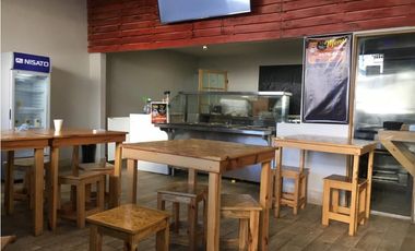 SEA CONFIABLE VENDE CASA CON 3 LOCALES COMERCIALES EN CHORRERA