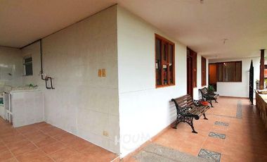 Casa La Floresta de La Sabana, Paseo de los Libertadores ID: 164158r