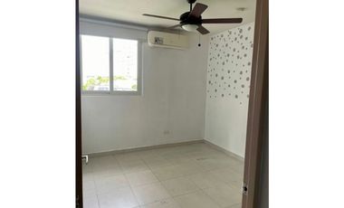 ALQUILO APARTAMENTO EN VERSALLES