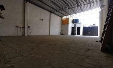 RENTA DE BODEGA COL. VISTA HERMOSA, FRENTE A COSTCO