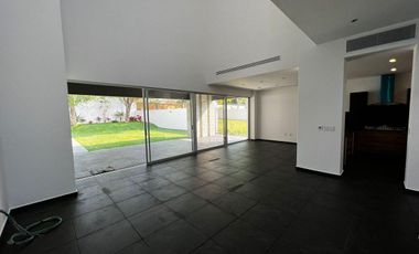 Casa en venta en Fraccionamiento Paraíso Country Club, Emiliano Zapata