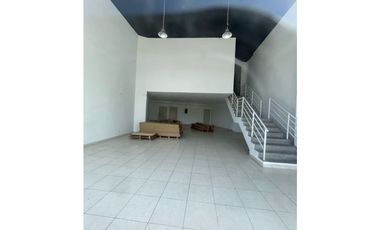 Tumba Muerto/ Locales Comerciales