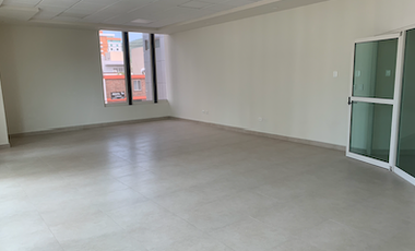 Oficina terminada en edificio nuevo Lomas de San Francisco