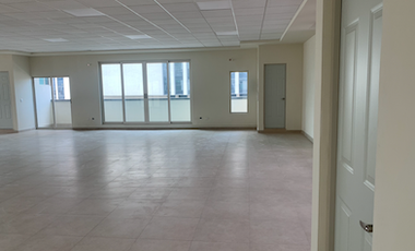 Oficina terminada en edificio nuevo Lomas de San Francisco
