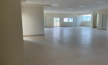 Oficina terminada en edificio nuevo Lomas de San Francisco