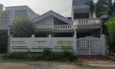 Rumah Kertajaya Indah Timur STRATEGIS MURAH row 3 mobil, garasi carport