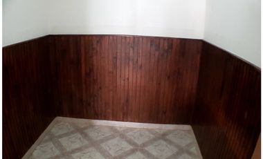 CASA 3 AMB CON GARAGE Y DEPTO 3 AMB