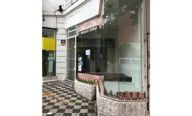 GRAN LOCAL A LA VENTA EN EL CENTRO DE LA CIUDAD ALQUILADO CON RENTA