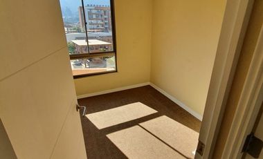 Arrienda lindo departamento Limache