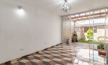 casa en arriendo en lisboa. Cod A27553