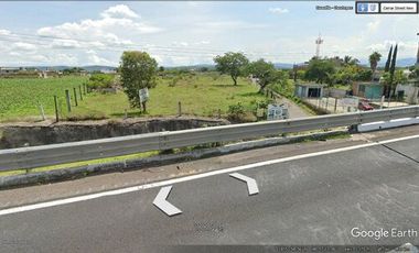 TERRENO EN VENTA MUY BIEN UBICADO EN CUAUTLA MOR. FRENTE A PLAZA LOS ATRIOS.