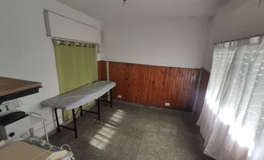 Casa PH en venta en Moron Sur