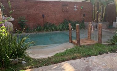 CASA LOTE PROPIO CERCA DE LA ESTACION