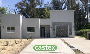 Casa en venta a estrenar desarrollada en una  planta en La Cañada de Pilar