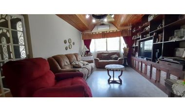 SAN FRANCISCO / CASA UN NIVEL  / 3 RECMARAS / 800 M2 / KP