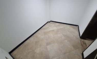 casa en arriendo en la doctora. Cod A213746