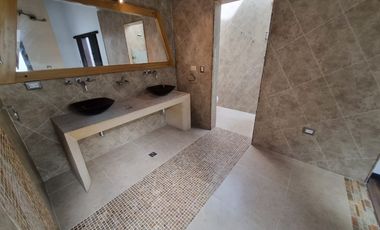 casa en arriendo en la doctora. Cod A213746