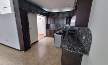 casa en arriendo en la doctora. Cod A213746