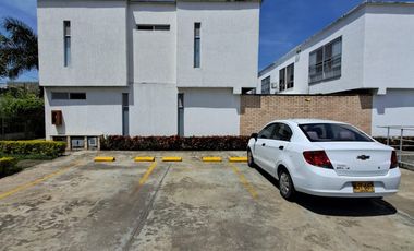 casa en venta en alfaguara. Cod V4984