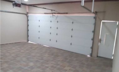 ALQUILER DE CASA DE 2 NIVELES EN TUMBA MUERTO