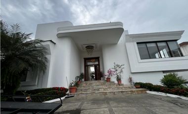 Casa de Venta en Urbanización Unioro, Machala