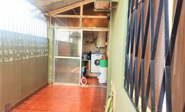 Venta PH 5 amb  con patio- Villa Ballester Centro Se aceptan Propuestas!!