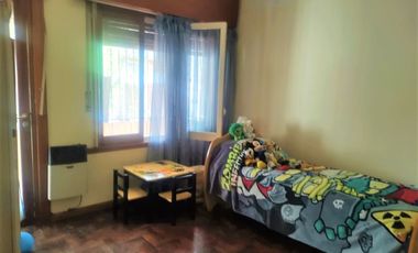 Venta PH 5 amb  con patio- Villa Ballester Centro Se aceptan Propuestas!!
