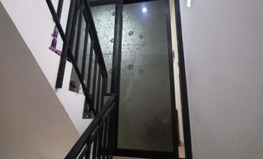 Rumah 3,5 lantai dengan luas 36m2 Jembatan Lima Tambora Jakarta Barat