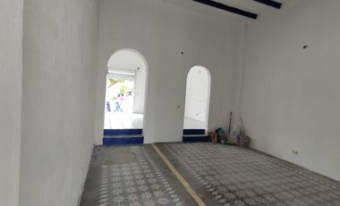 Local comercial en renta Sobre avenida Ignacio Allende, Veracruz.  Renta $8,000