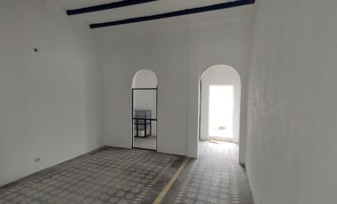 Local comercial en renta Sobre avenida Ignacio Allende, Veracruz.  Renta $8,000